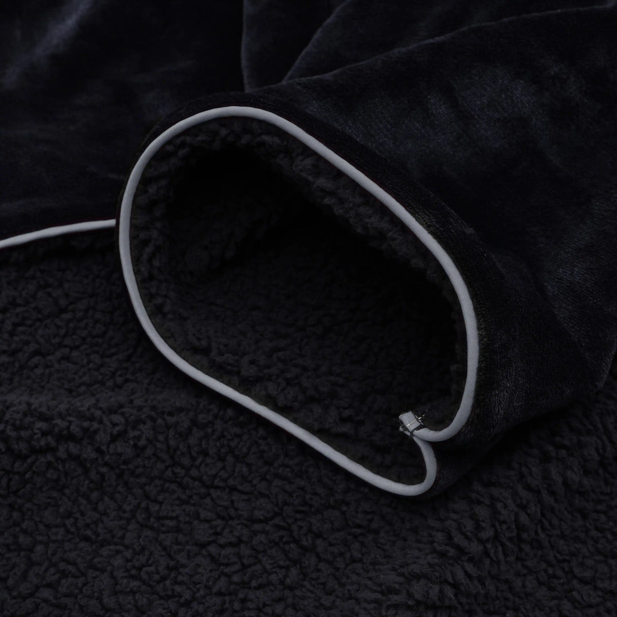 The Soft Fleece Gaming Blanket for Console Gamers