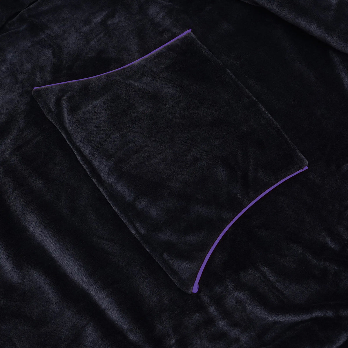 The Soft Fleece Gaming Blanket for Console Gamers