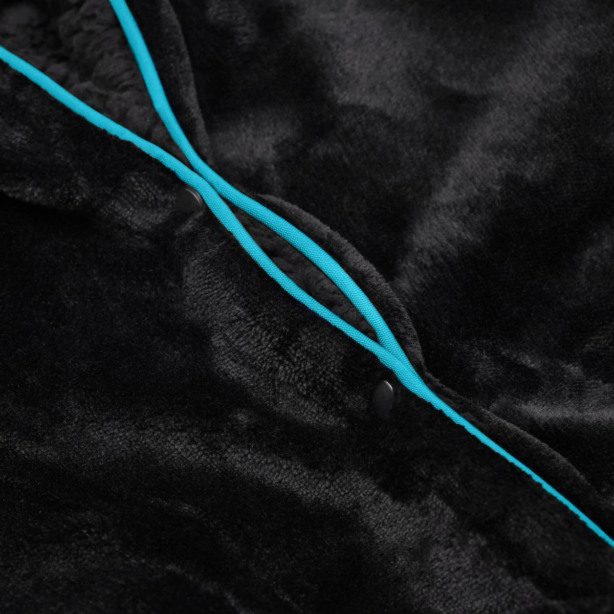 The Soft Fleece Gaming Blanket for Console Gamers