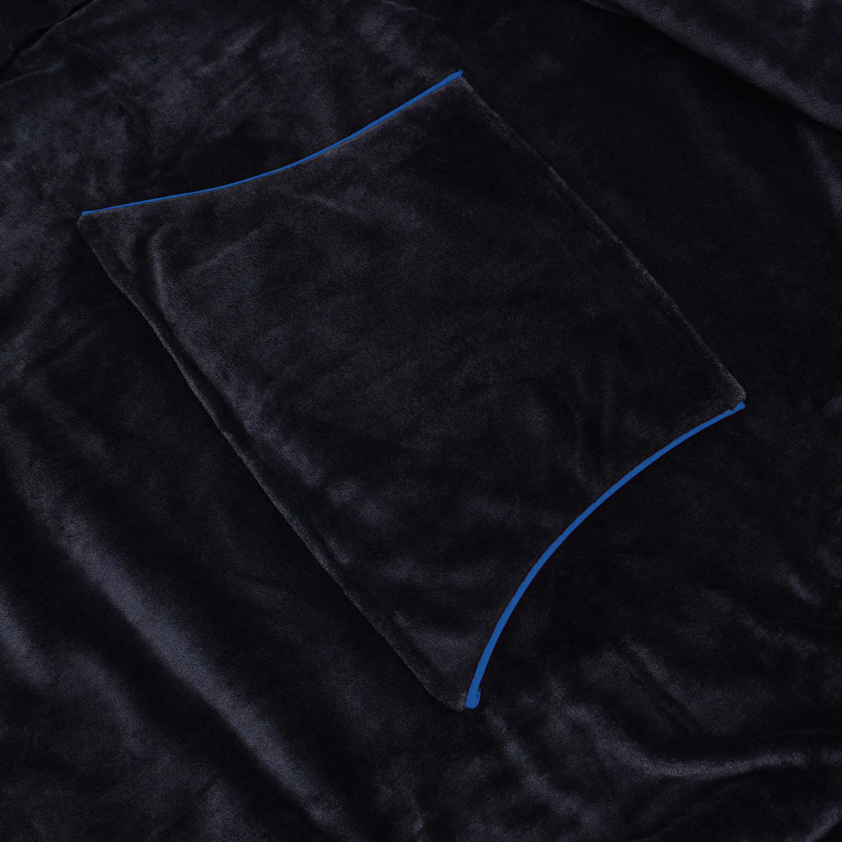 The Soft Fleece Gaming Blanket for Console Gamers